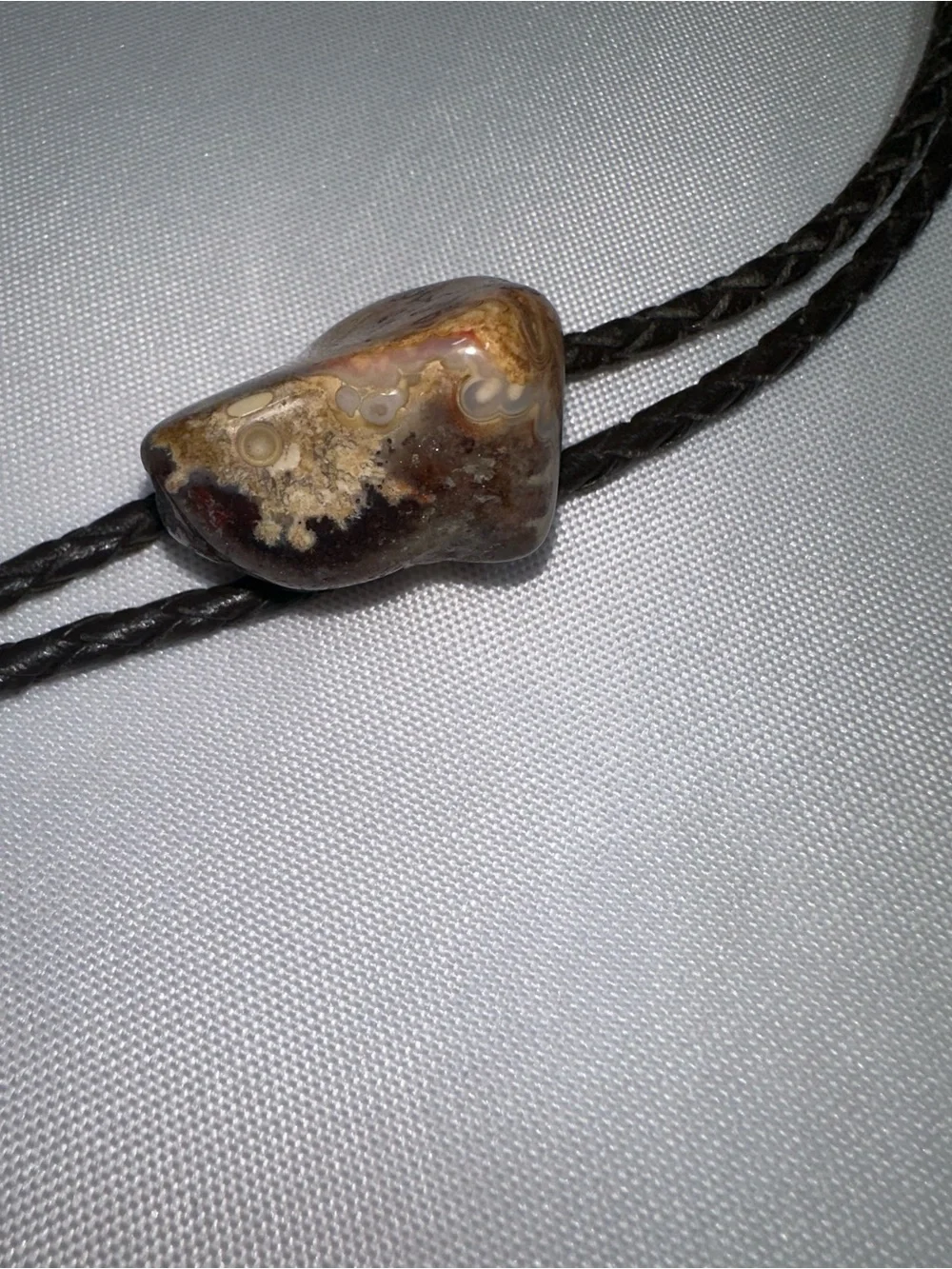 Vintage Polished Banded Agate Gemstone Bolo Tie Brass Tips Western Rockabilly
